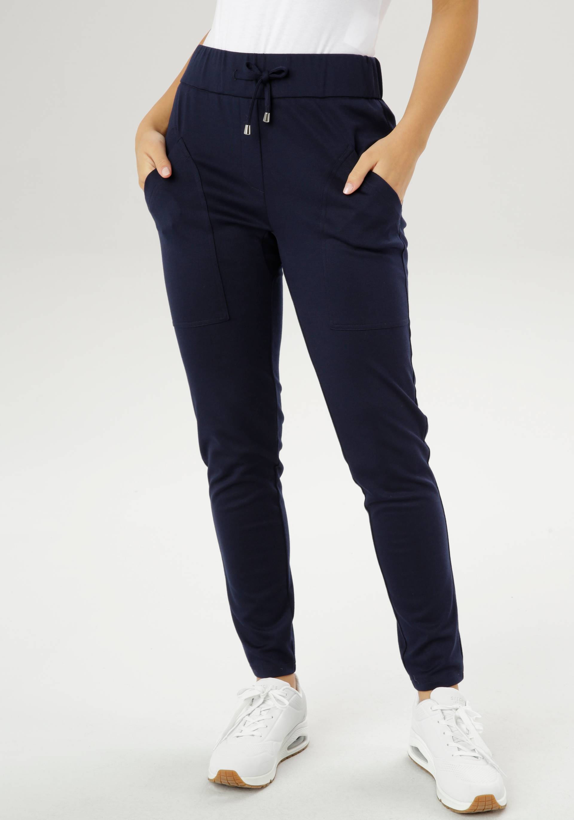 Aniston SELECTED Schlupfhose, mit grossen, aufgesetzten Taschen Aniston SELECTED Schlupfhose, mit grossen, aufgesetzten Taschen von Aniston SELECTED