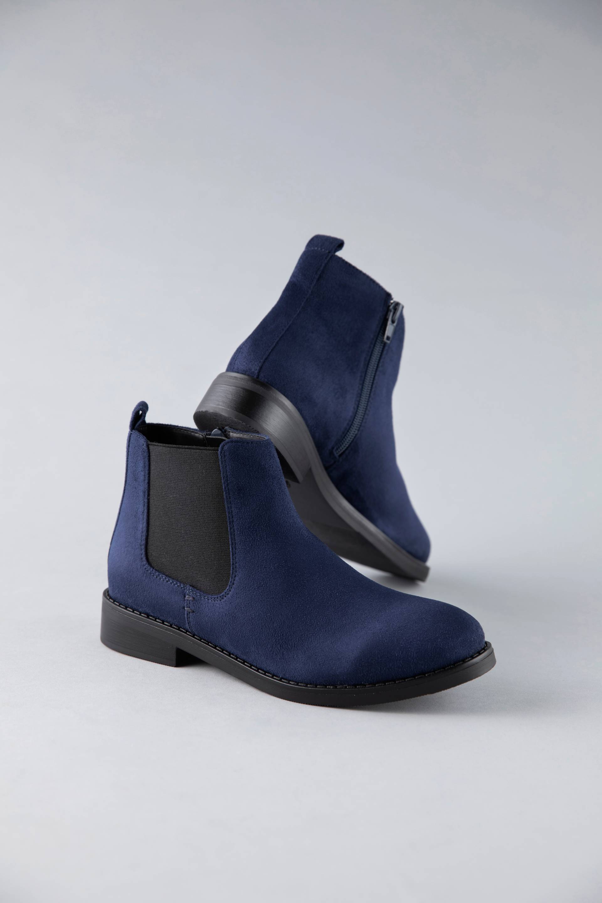 Aniston SHOES Chelseaboots, Stiefelette, Blockabsatz, mit breitem Stretch - NEUE KOLLEKTION von Aniston SHOES