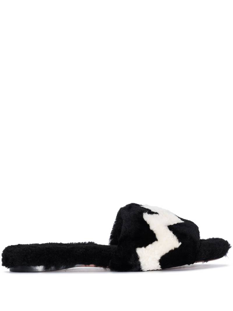 Aquazzura Nomade shearling flat sandals - Black von Aquazzura