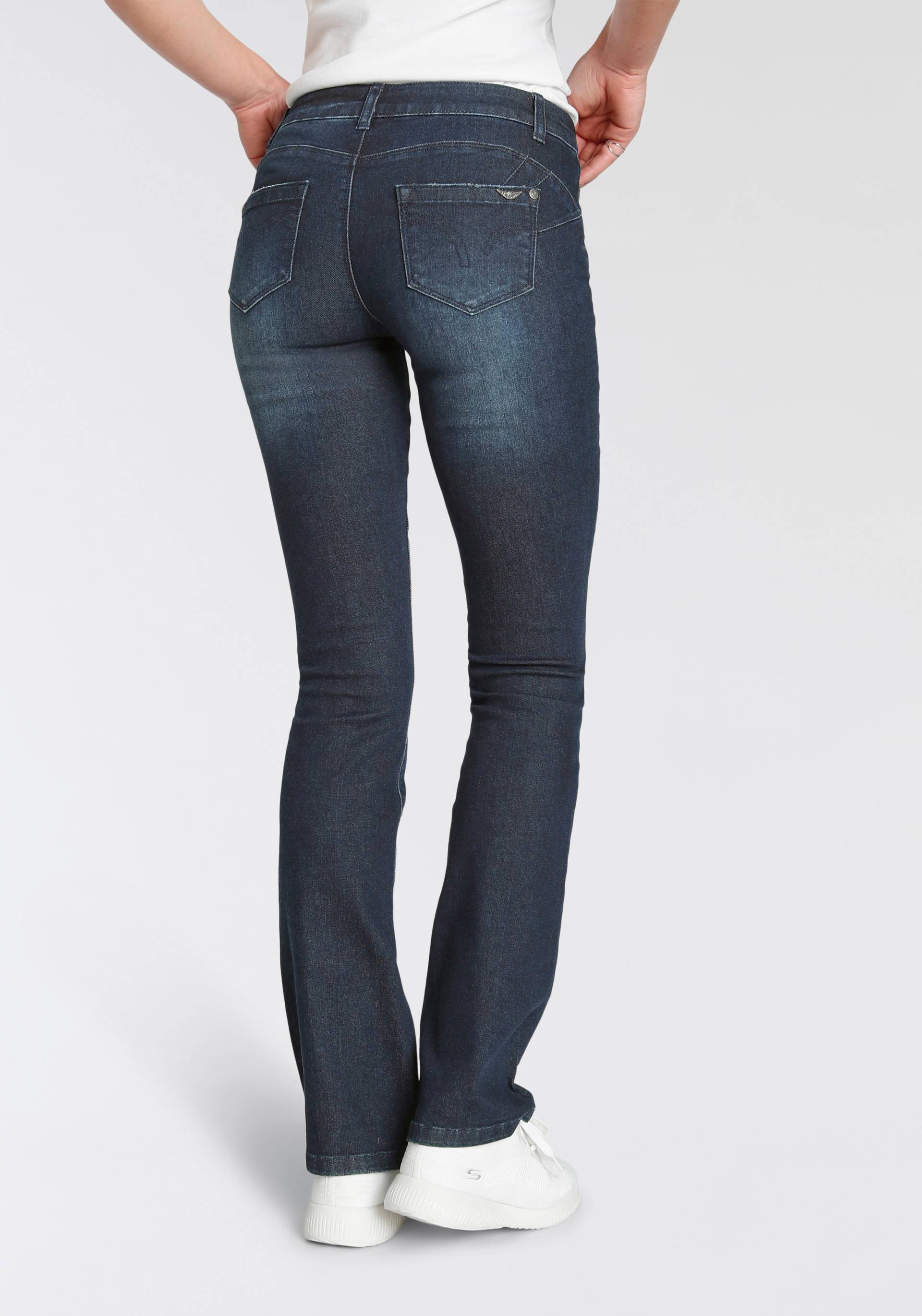 Arizona Bootcut-Jeans, Recyceltes Polyester Arizona Bootcut-Jeans, Recyceltes Polyester von Arizona