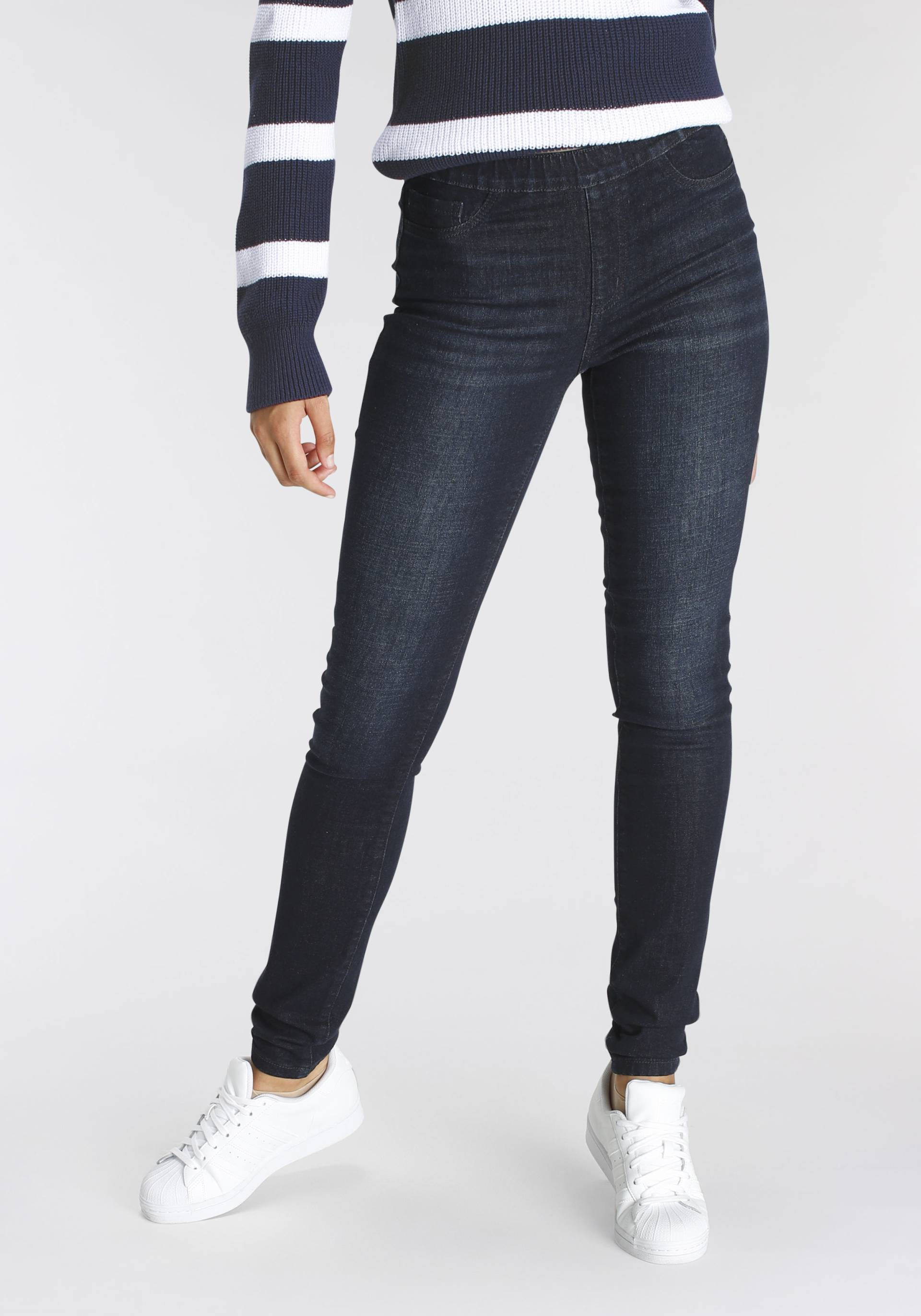 Arizona Jeansjeggings »mit leichtem Thermo Effekt«, extra-eng geschnitten, hohe Leibhöhe, mit Coinpocket Arizona Jeansjeggings »mit leichtem Thermo Effekt«, extra-eng geschnitten, hohe Leibhöhe, mit Coinpocket von Arizona