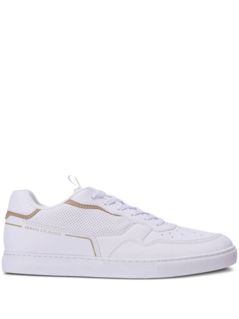 Armani Exchange logo-print panelled sneakers - White von Armani Exchange