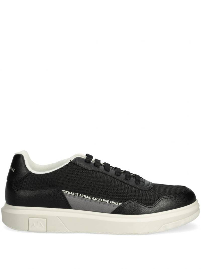 Armani Exchange logo-print sneakers - Black von Armani Exchange