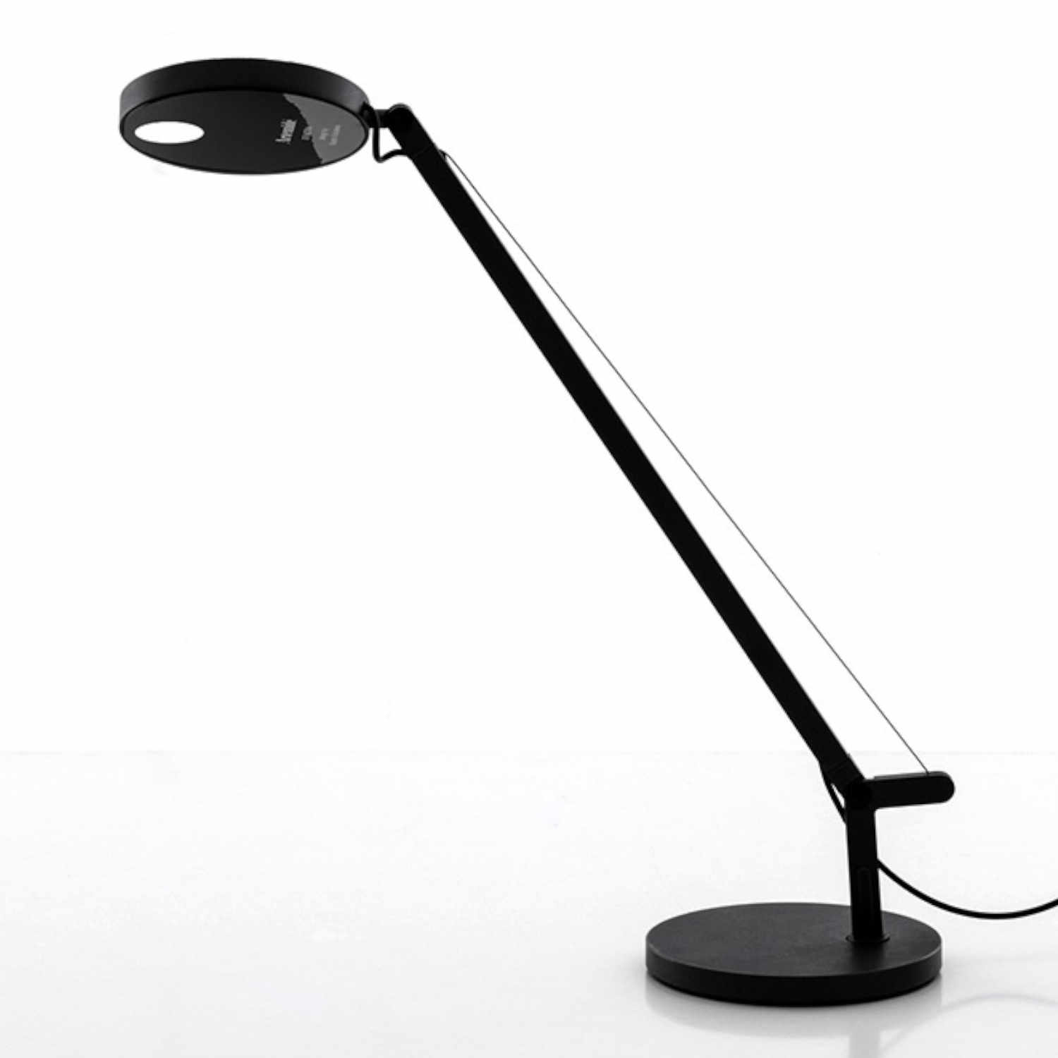 Demetra Micro Table LED Tischleuchte, Lichtfarbe 2700k, Farbe schwarz matt von Artemide