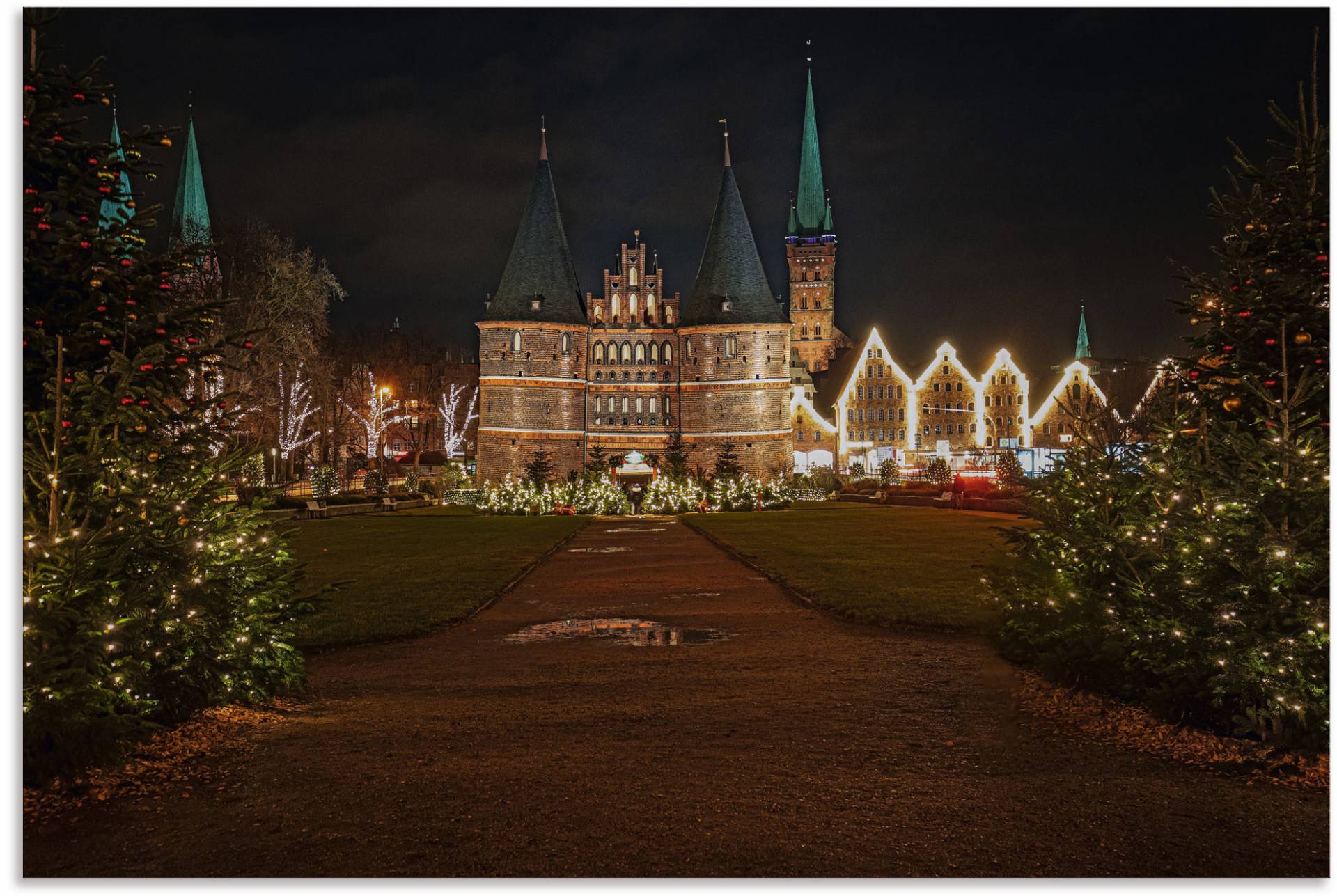 Artland Wandbild »Holstentor zur Weihnachszeit«, Gebäude, (1 St.), als Alubild, Leinwandbild, Wandaufkleber oder Poster in versch. Grössen von Artland