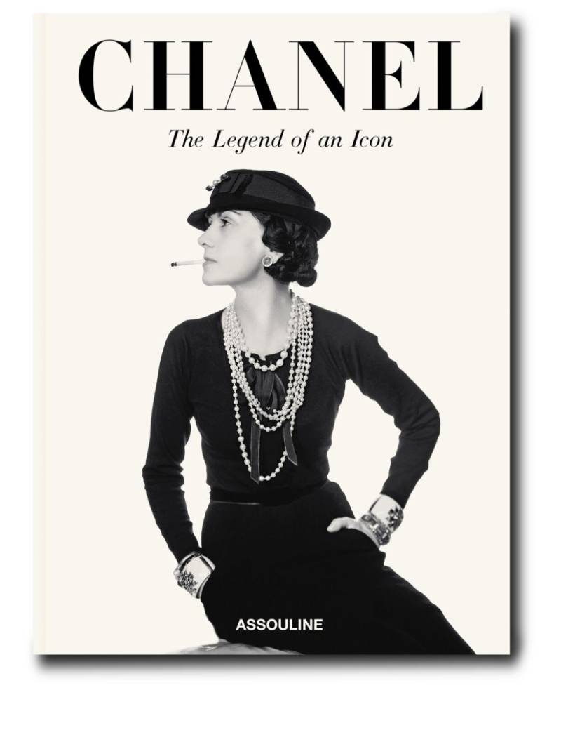 Assouline Chanel: The Legend of an Icon book - White von Assouline