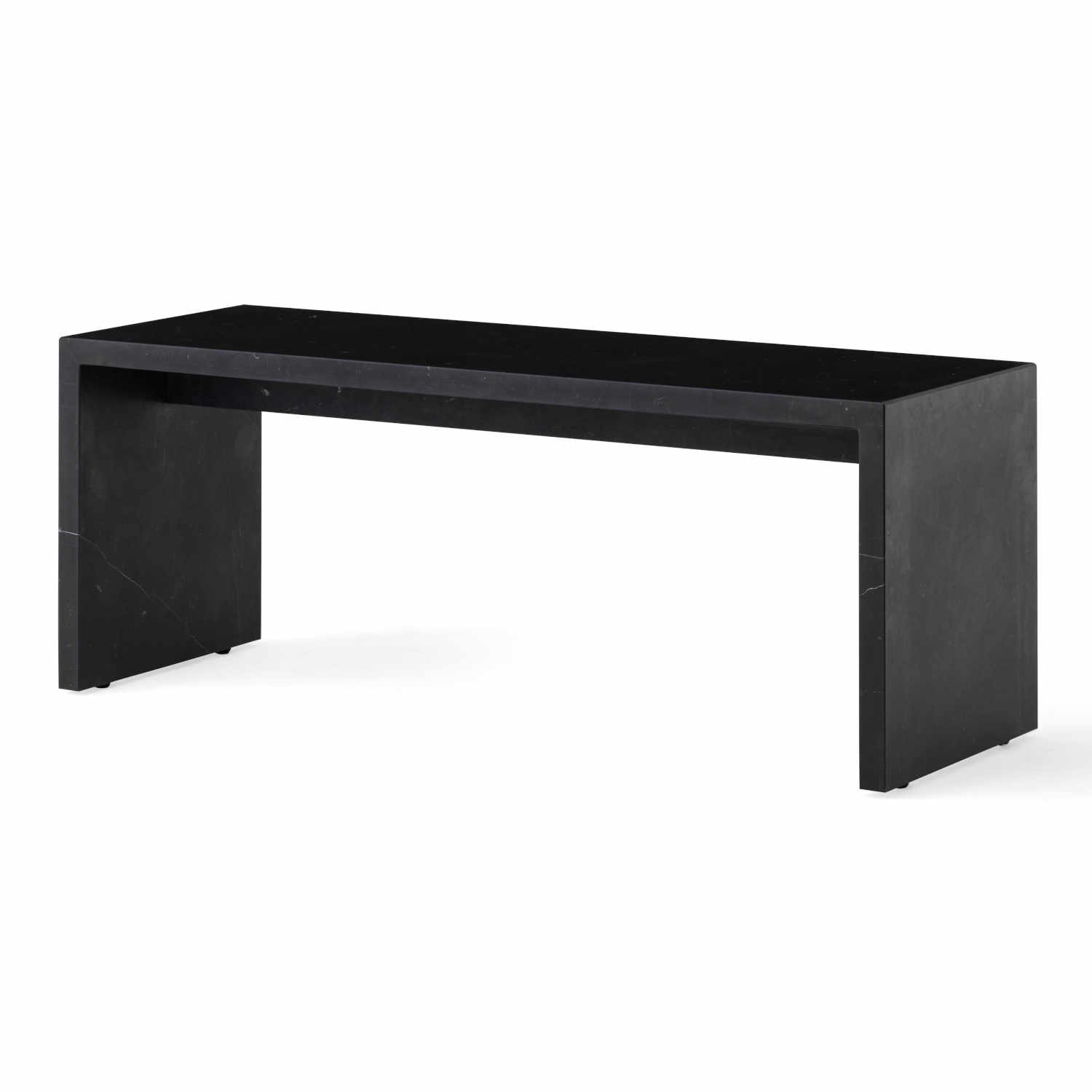Plinth Bridge Couchtisch, Marmor marquina Plinth Bridge Couchtisch, Marmor marquina von Audo Copenhagen