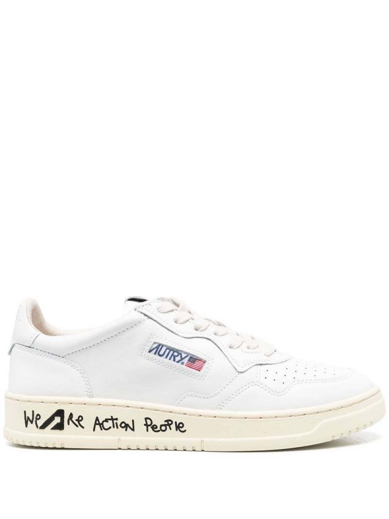 Autry Action slogan-print sneakers - White von Autry