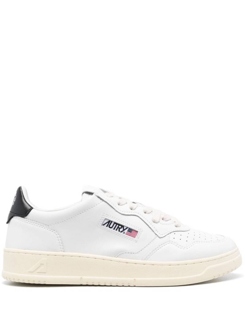 Autry x 10 CORSO COMO Medalist low-top sneakers - White von Autry