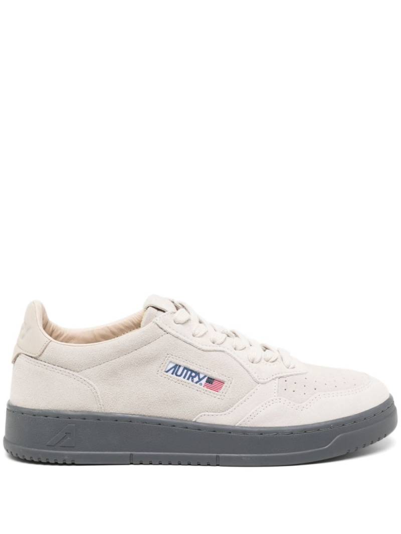 Autry Medalist low-top sneakers - Neutrals von Autry