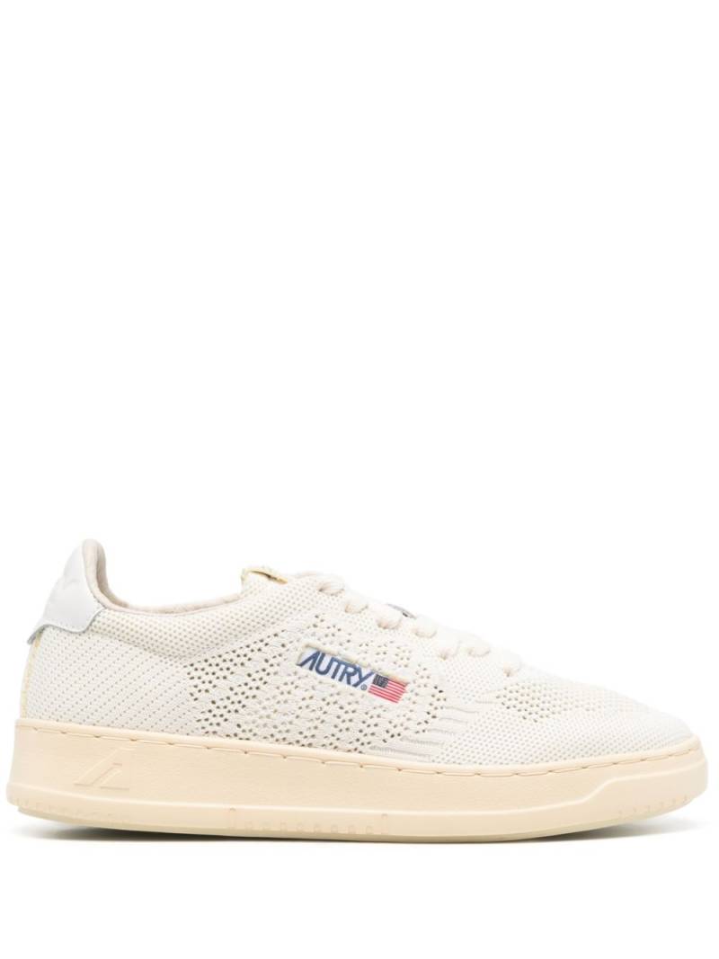 Autry Medalist open-knit sneakers - White von Autry