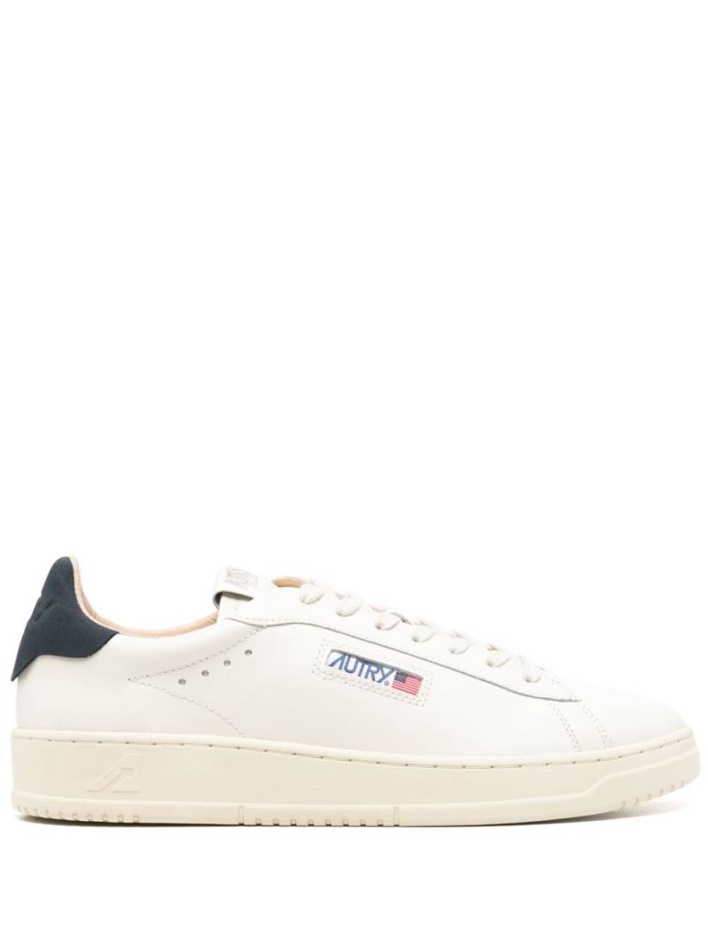 Autry logo-appliqué leather sneakers - White von Autry