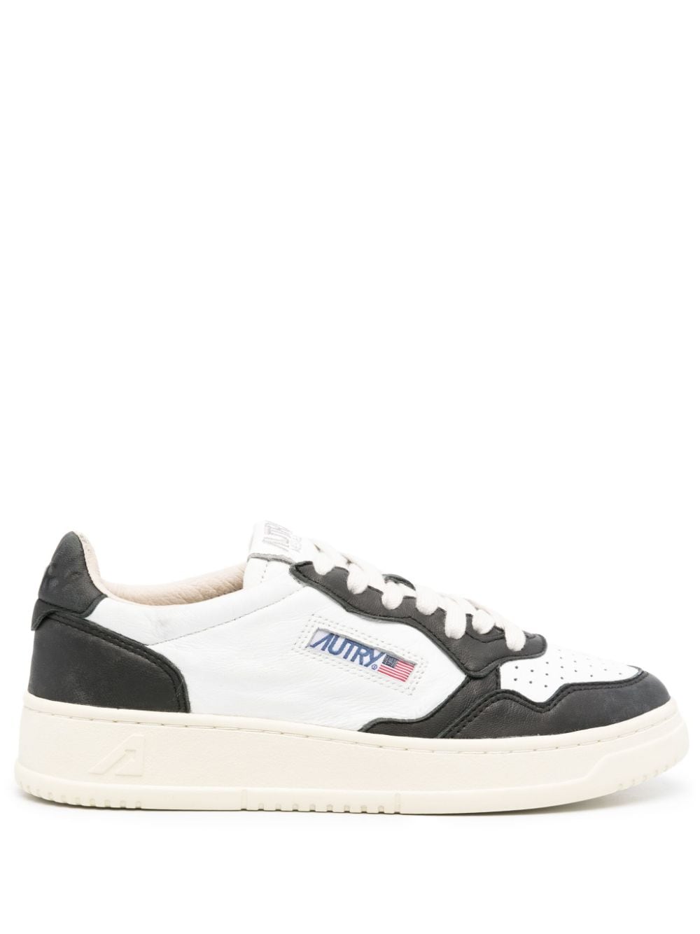 Autry logo-patch leather sneakers - Black von Autry