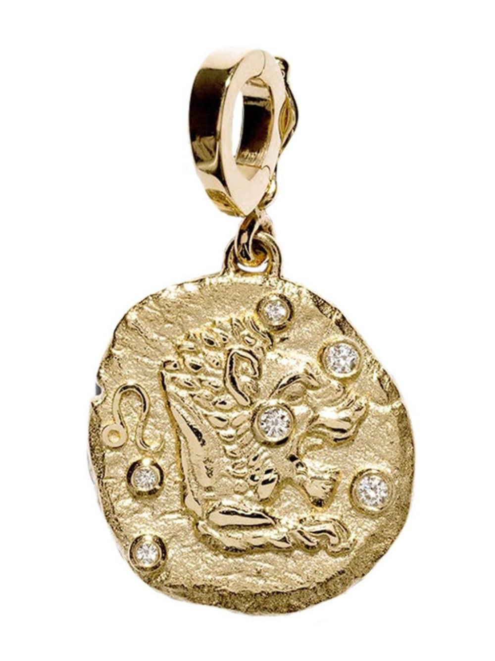 Azlee 18kt yellow gold Of The Stars Leo coin charm von Azlee