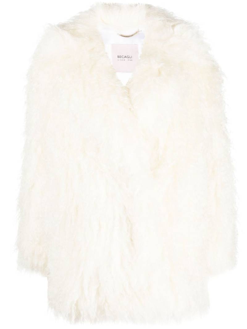 BECAGLI oversize faux-fur coat - White von BECAGLI