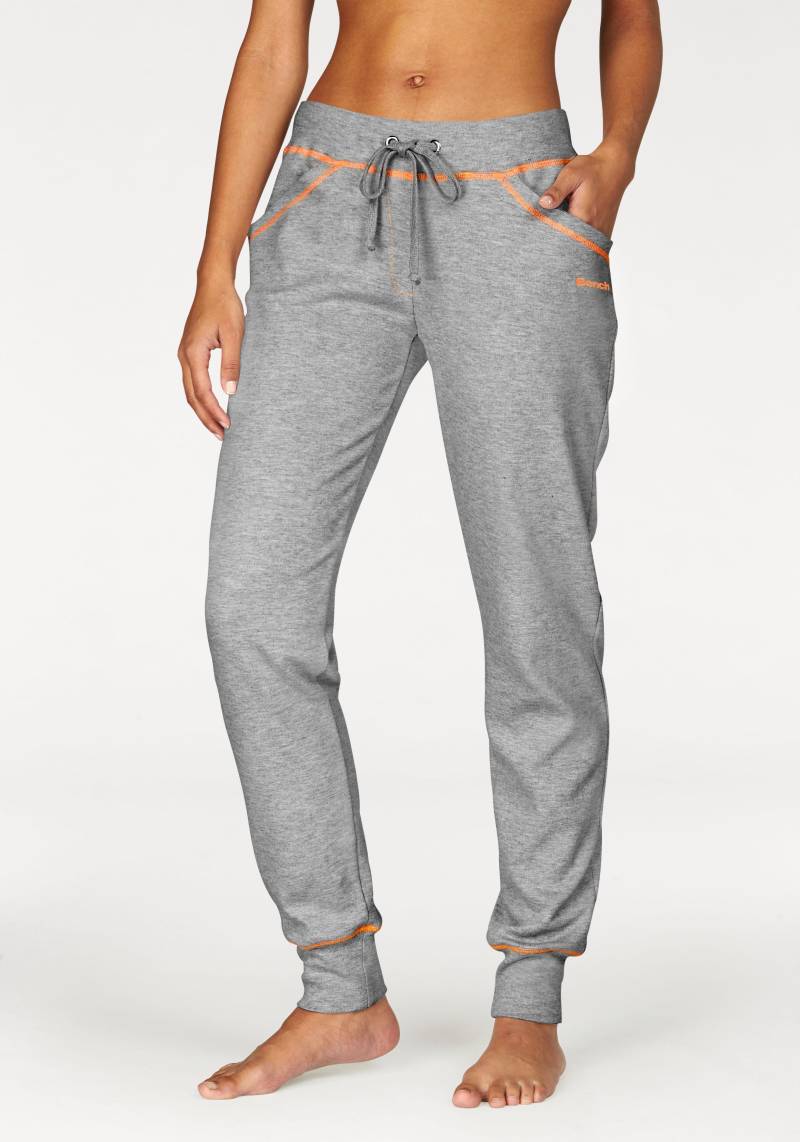 Bench. Loungewear Relaxhose, mit kontrastfarbenen Nähten, Loungewear von Bench. Loungewear