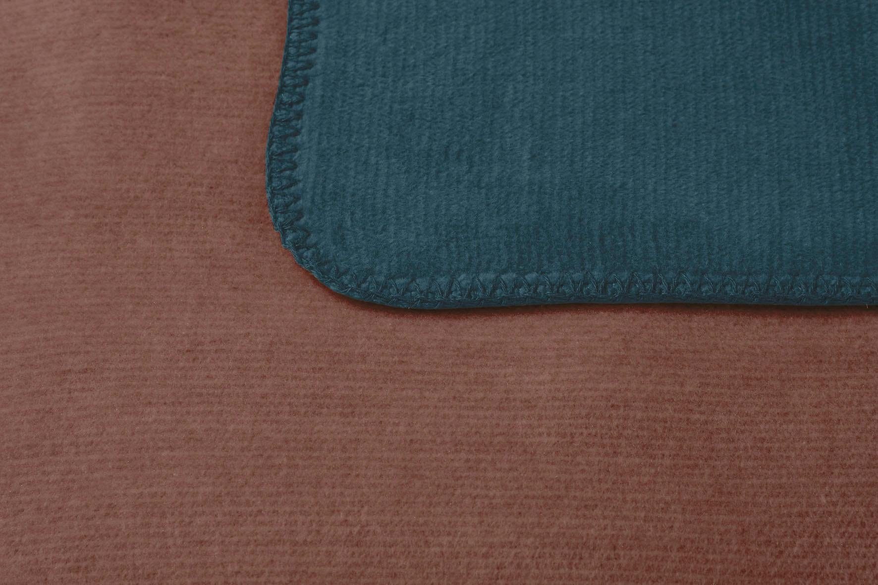Biederlack Wohndecke »Duo«, mit unifarbener Wendeoptik, Kuscheldecke Biederlack Wohndecke »Duo«, mit unifarbener Wendeoptik, Kuscheldecke von Biederlack