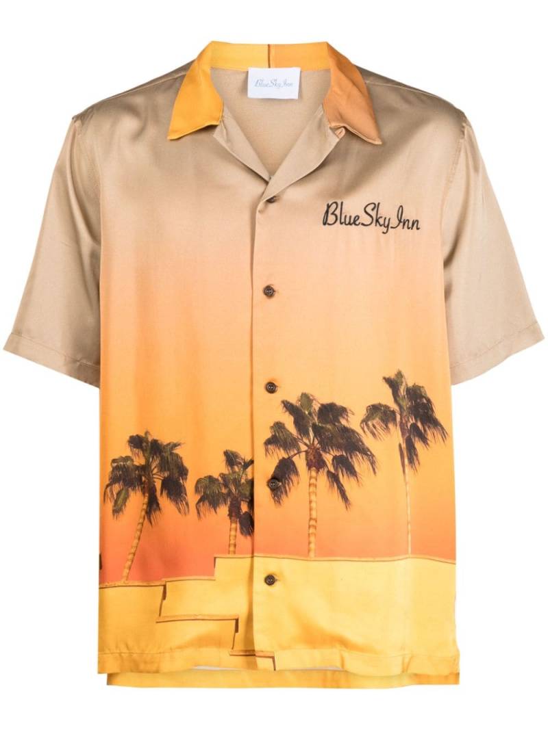 BLUE SKY INN graphic-print short-sleeve shirt - Orange von BLUE SKY INN