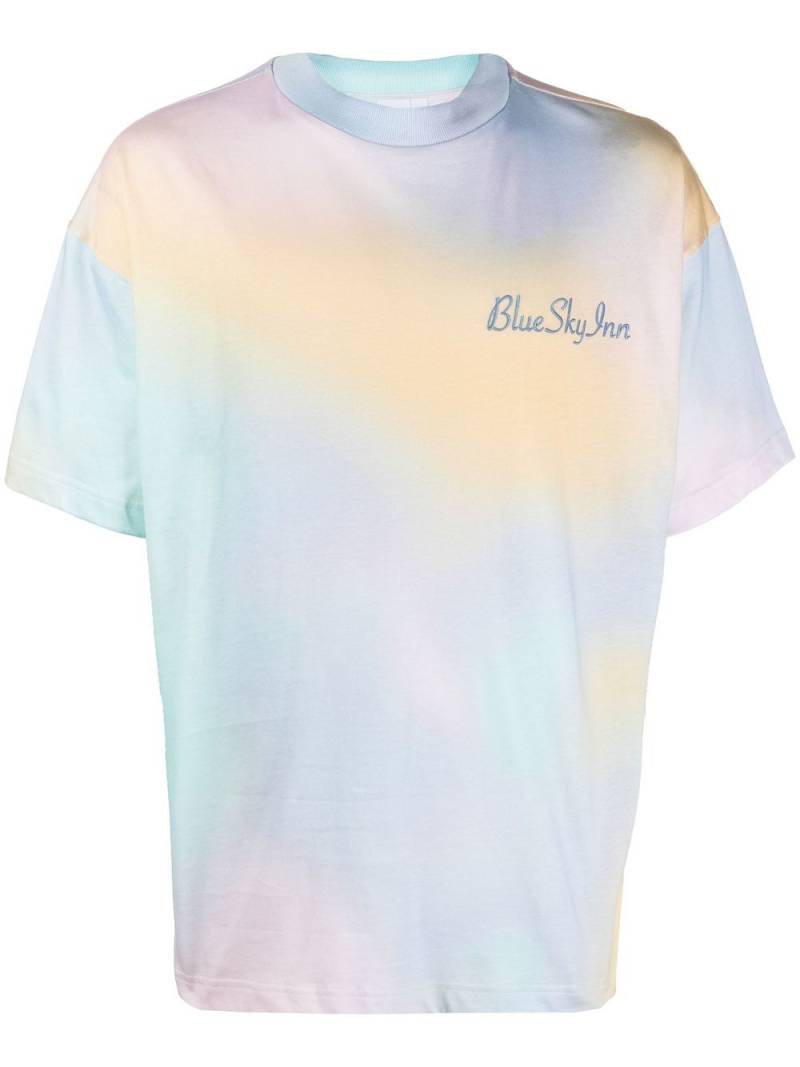 BLUE SKY INN tie-dye logo-embroidered T-shirt von BLUE SKY INN