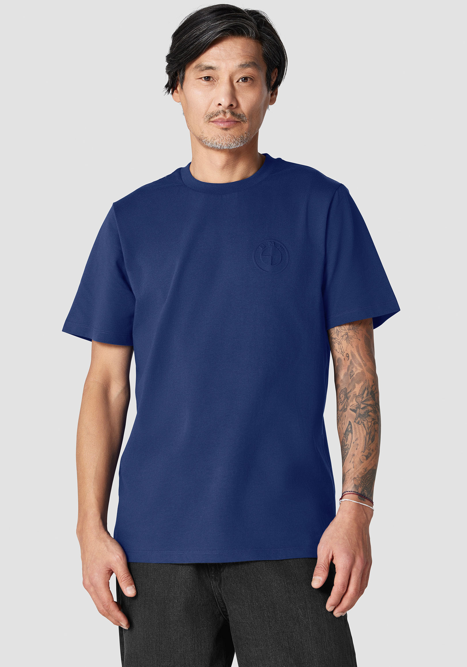BMW Oversize-Shirt, mit Logostickerei auf Brusthöhe BMW Oversize-Shirt, mit Logostickerei auf Brusthöhe von BMW