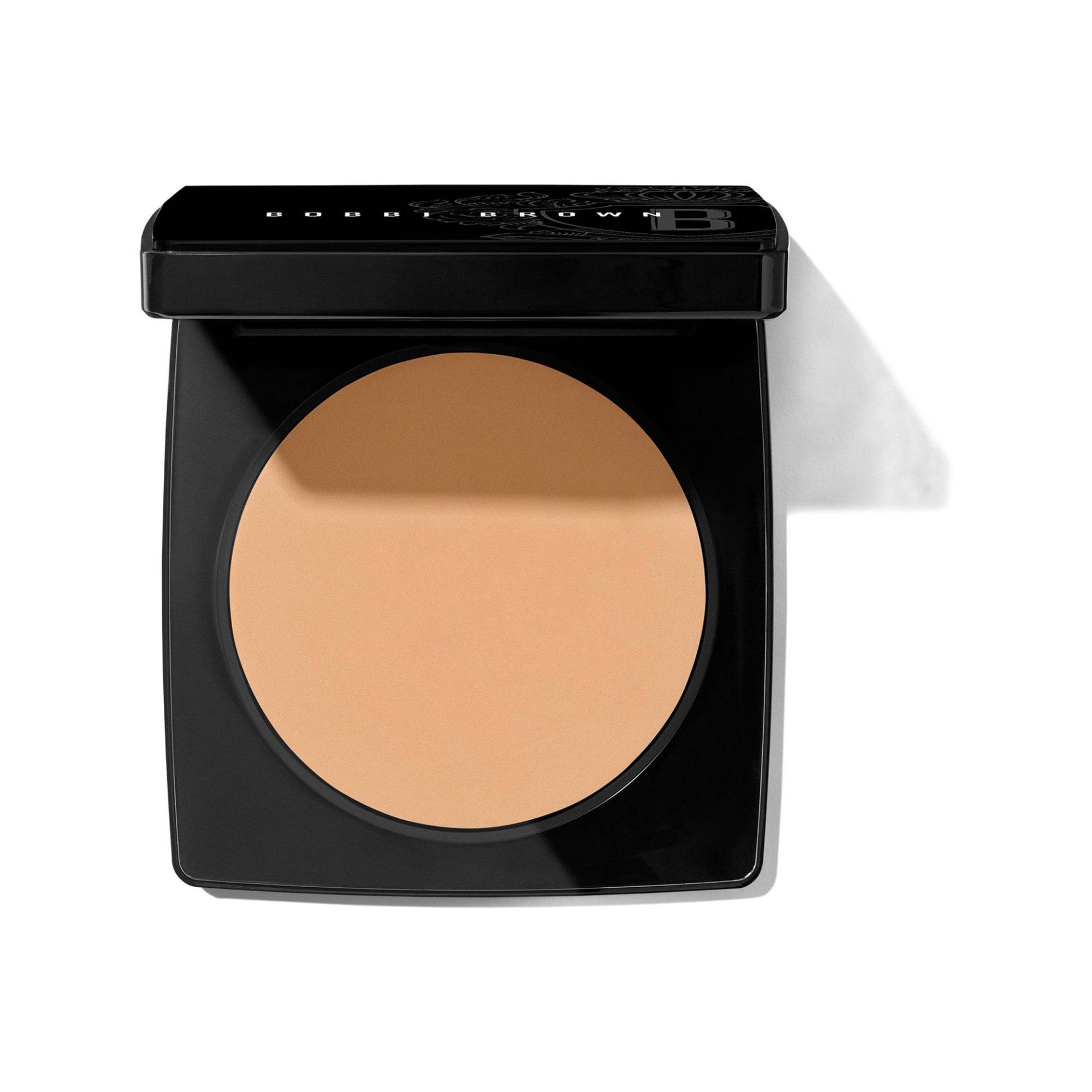 Sheer Finish Pressed Powder Damen Warm Natural 9g von BOBBI BROWN