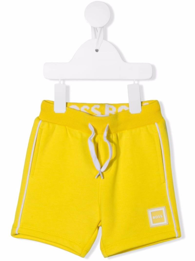 BOSS Kidswear logo-patch track shorts - Yellow von BOSS Kidswear