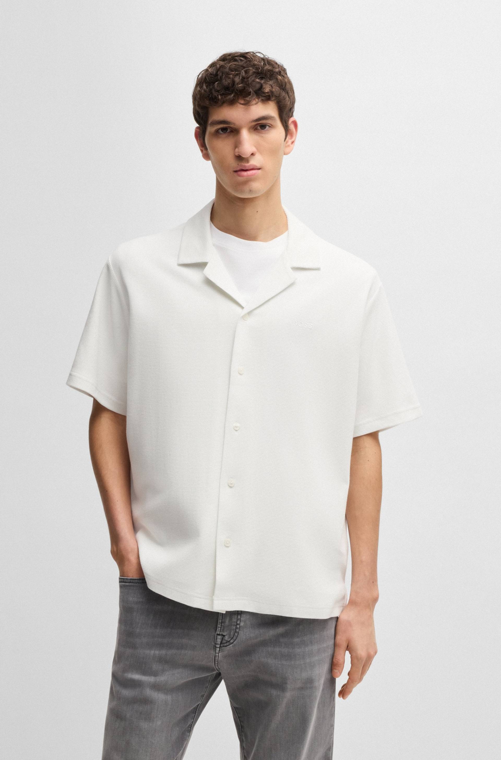 BOSS ORANGE Kurzarmshirt »Pe_waffleshirt«, mit Ton-in-Ton Logo von BOSS ORANGE