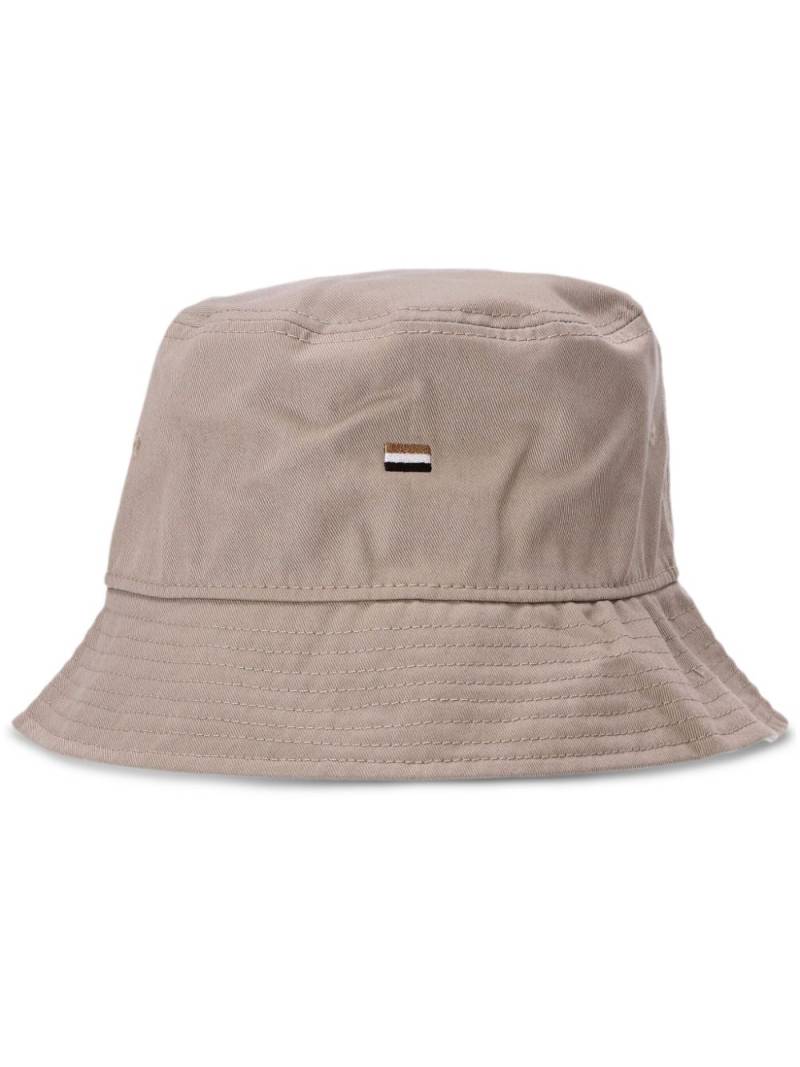 BOSS flag-embroidered bucket hat - Neutrals von BOSS