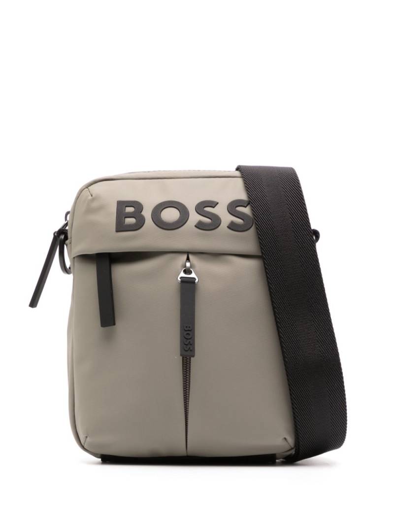 BOSS logo-appliqué messenger bag - Green von BOSS