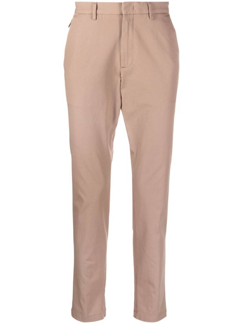 BOSS slim-cut chino trousers - Brown von BOSS