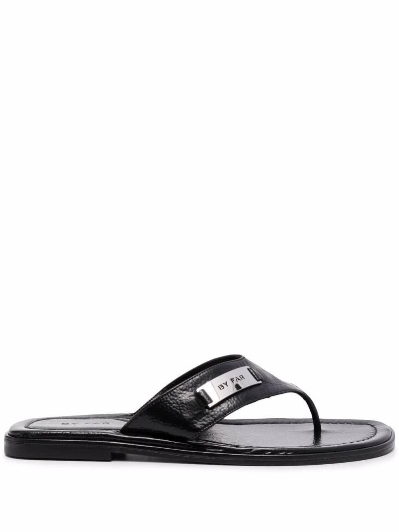 BY FAR Piel thong flip flops - Black von BY FAR