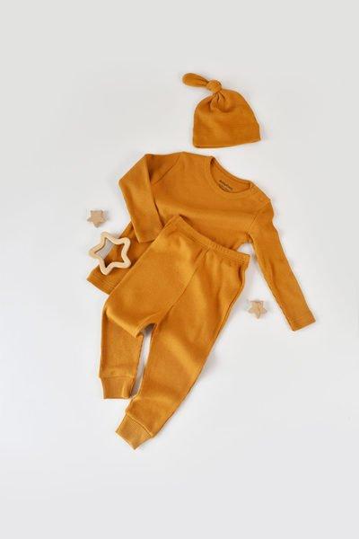 Set, Hose, T-shirt Langarm, Mütze Unisex Gelb Orangé 62 von BabyCosy Organic