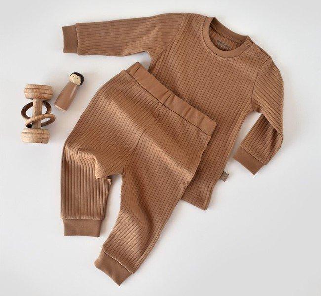 Set: Hose & T-shirt Langarm Unisex Braun 68 von BabyCosy Organic