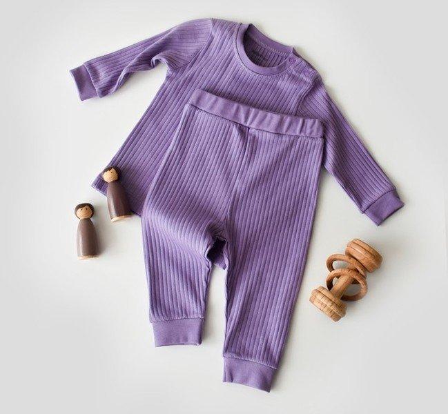 Set: Hose & T-shirt Langarm Unisex Lila 74 von BabyCosy Organic