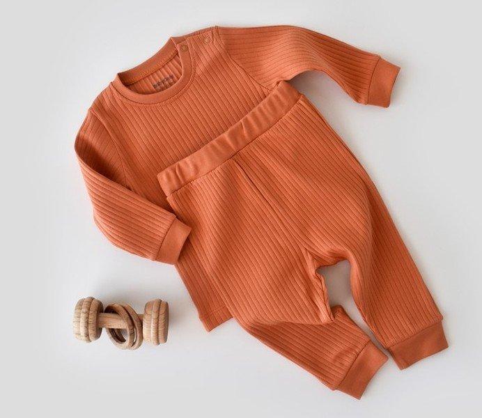 Set: Hose & T-shirt Langarm Unisex Orange 74 von BabyCosy Organic