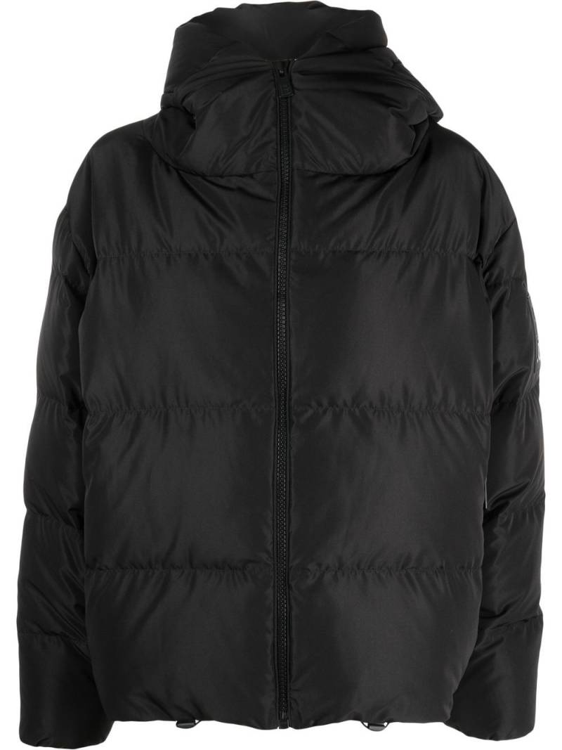 Bacon logo-patch padded down jacket - Black von Bacon