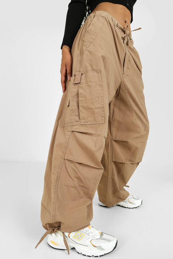 Bae Parachute Cargohose | Dunkelbeige | Damen  | M von Bae