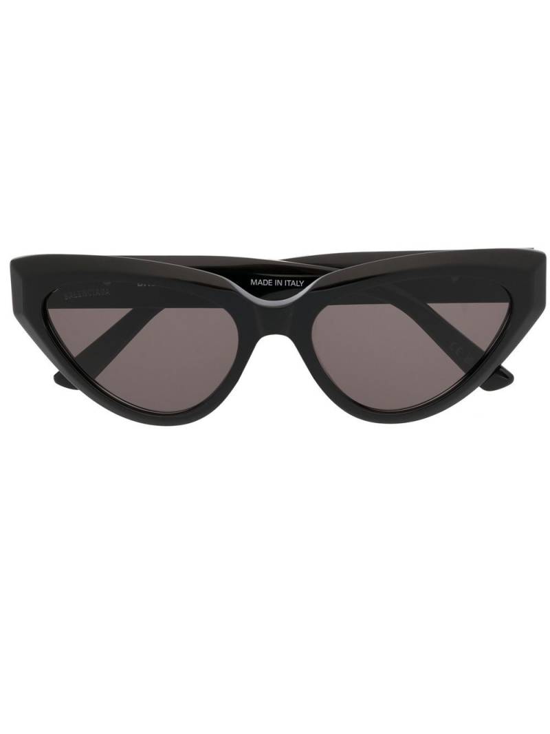 Balenciaga Eyewear logo-plaque cat-eye sunglasses - Black von Balenciaga Eyewear