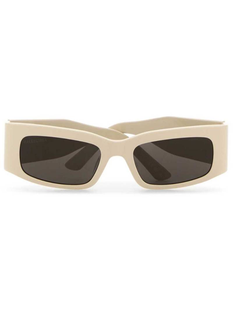 Balenciaga Eyewear logo-print rectangle-frame sunglasses - Neutrals von Balenciaga Eyewear