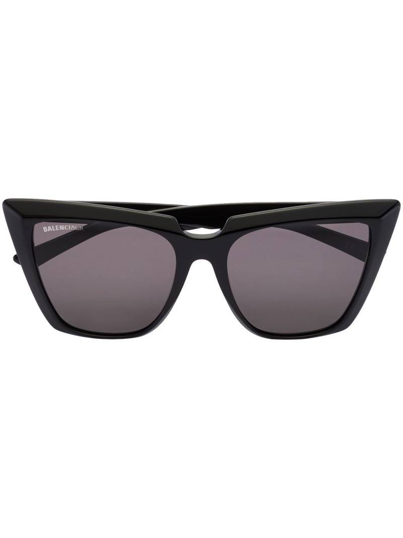 Balenciaga Eyewear logo-engraved cat-eye sunglasses - Black von Balenciaga Eyewear