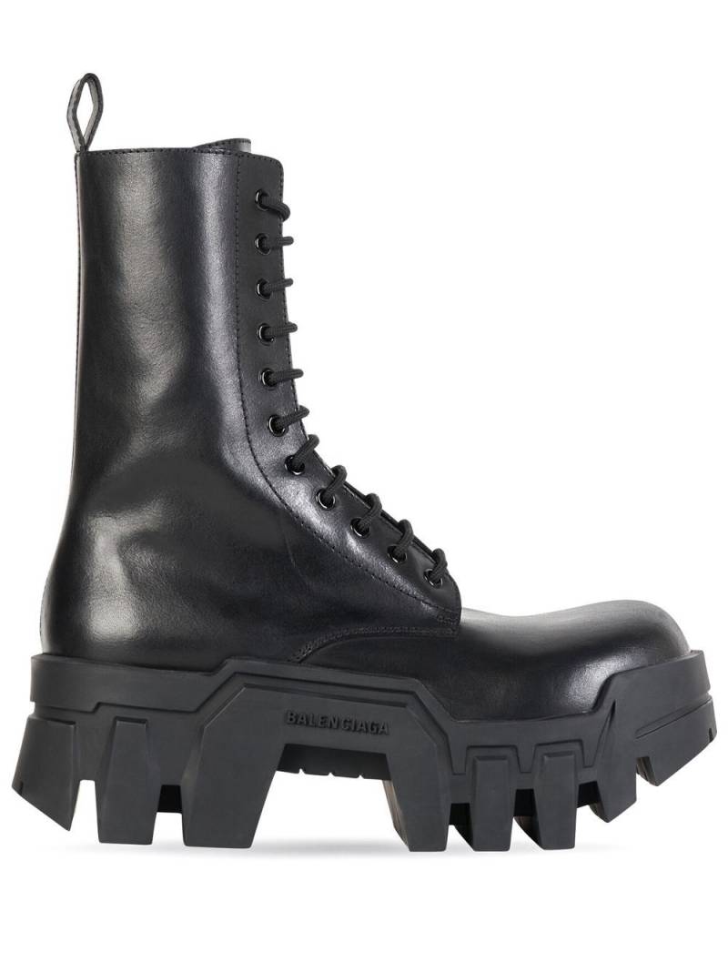 Balenciaga Bulldozer lace-up ankle boots - Black von Balenciaga