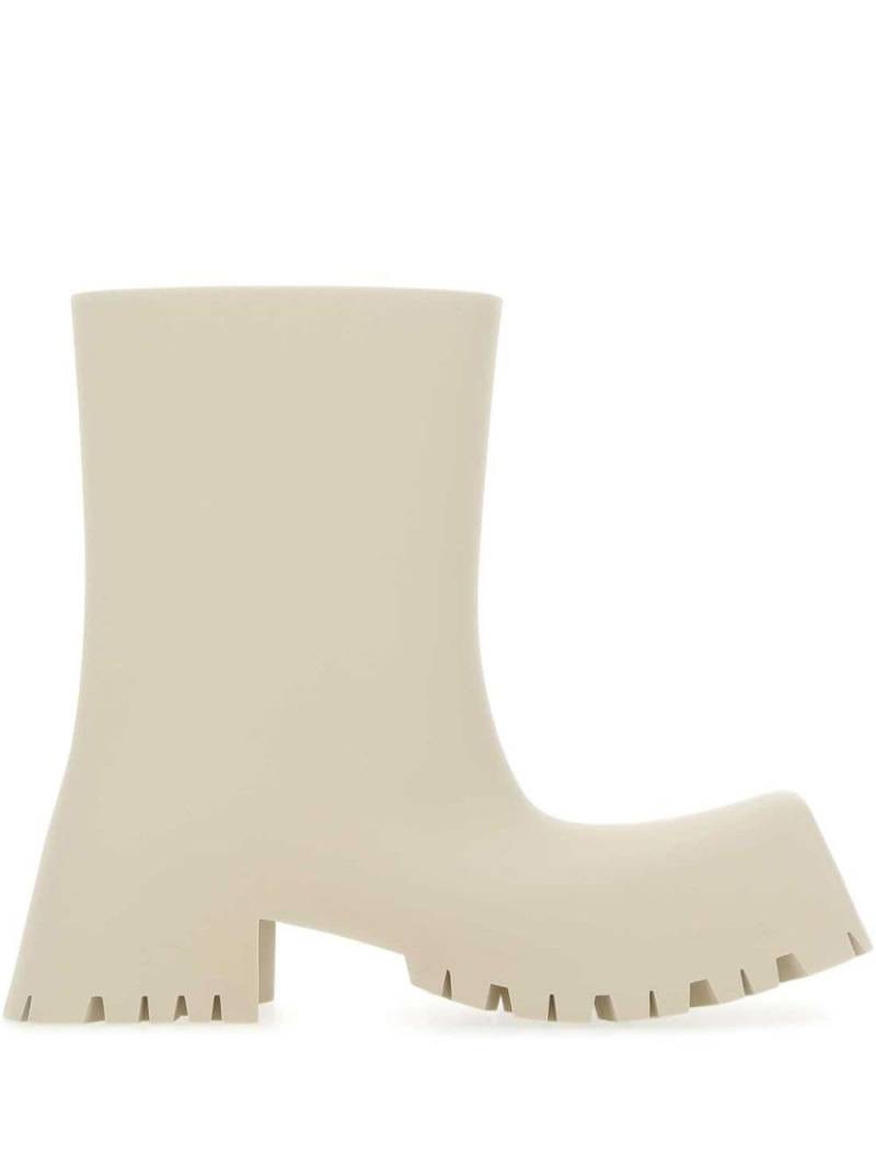 Balenciaga Trooper boots - Neutrals von Balenciaga