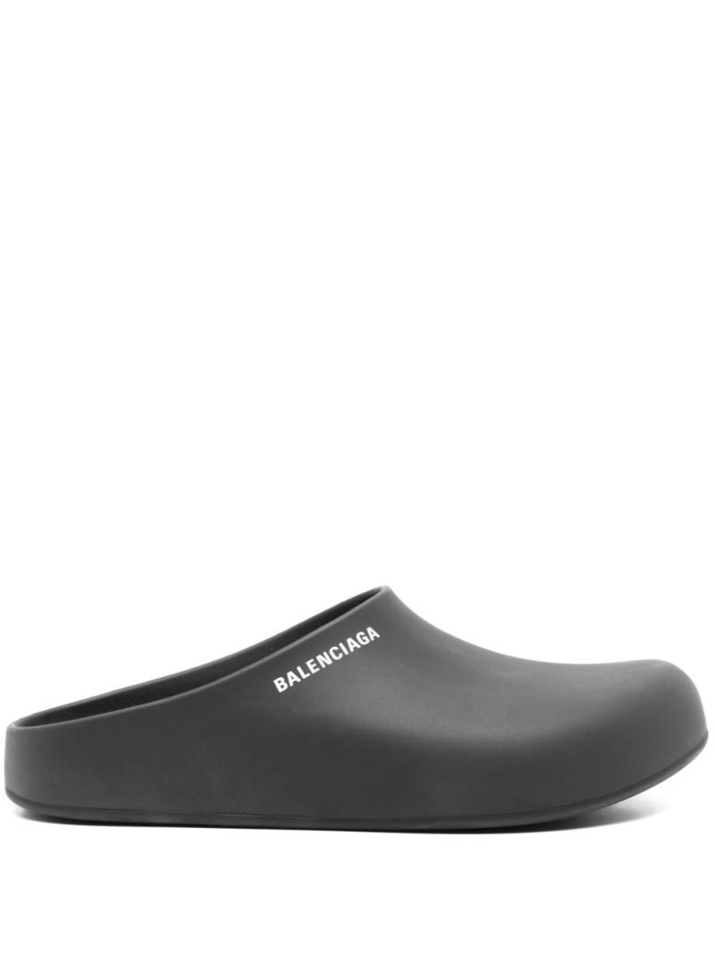 Balenciaga logo-print mules - Black von Balenciaga