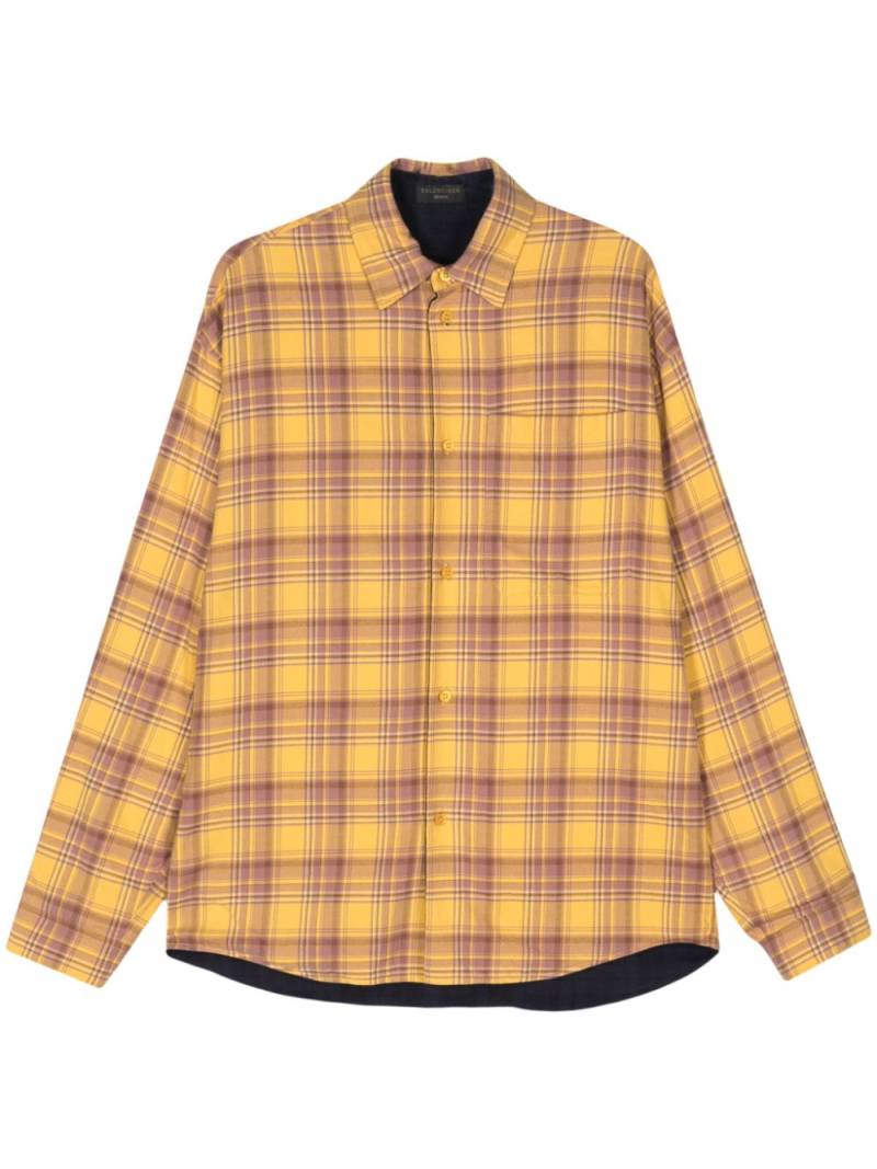 Balenciaga reversible shirt - Yellow von Balenciaga