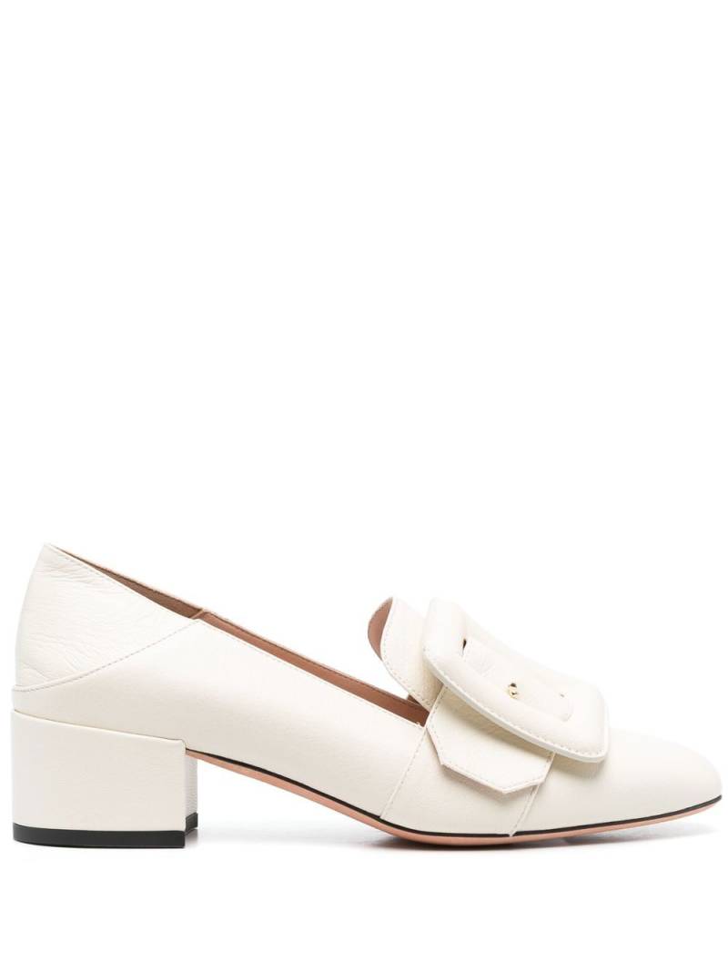 Bally 40mm buckle leather pumps - White von Bally