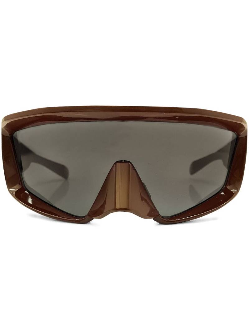 Balmain Eyewear Espion shield-frame sunglasses - Brown von Balmain Eyewear