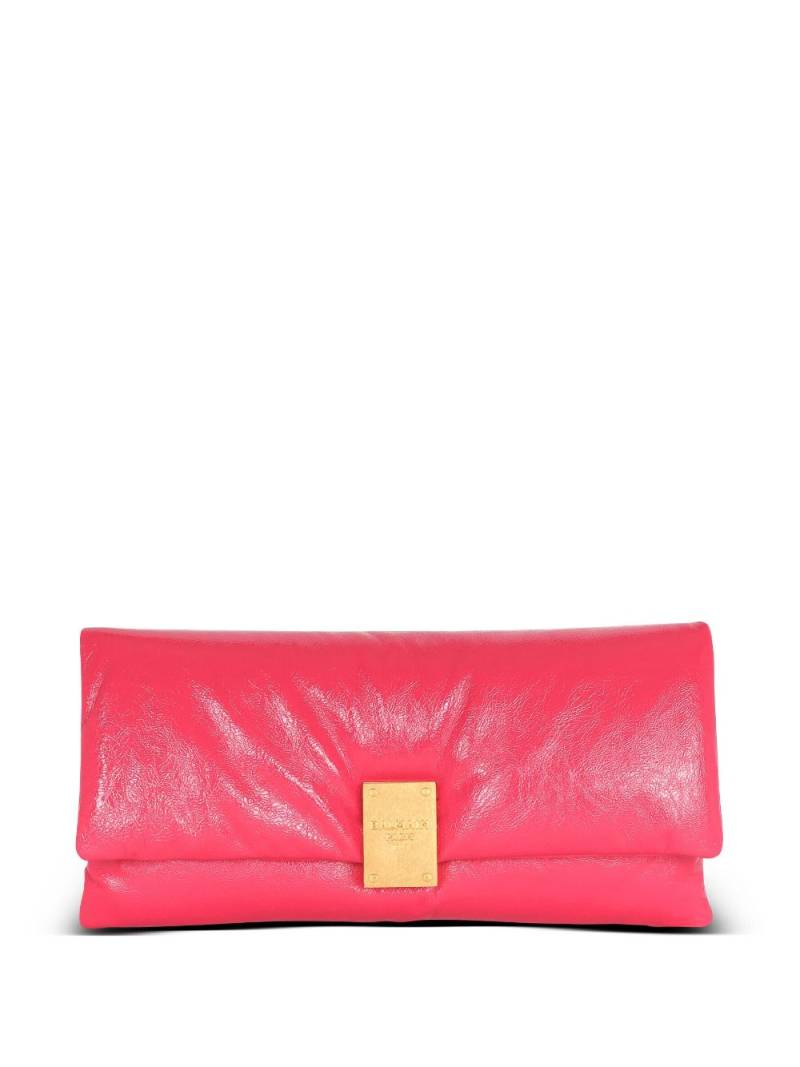 Balmain 1945 Soft patent leather clutch bag - Pink von Balmain