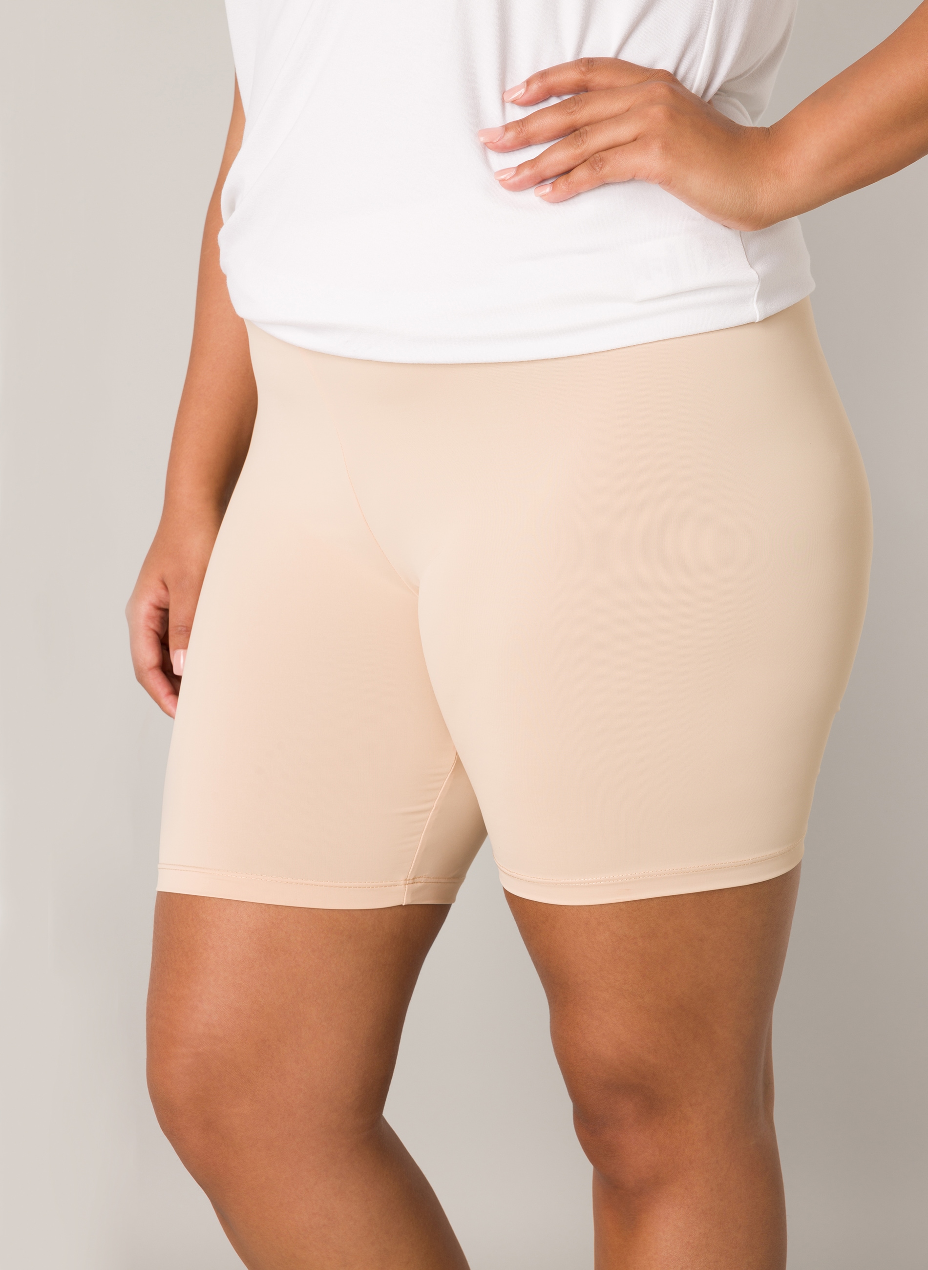 Base Level Curvy Shorts, mit Elasthan von Base Level Curvy