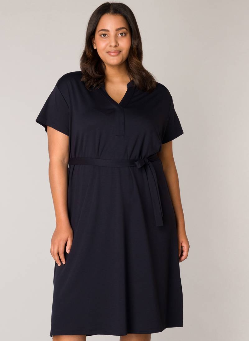 Base Level Curvy Sommerkleid, mit Bindegürtel von Base Level Curvy