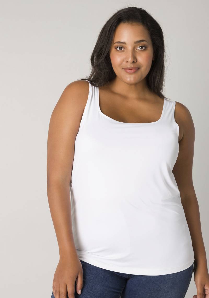 Base Level Curvy Tanktop von Base Level Curvy